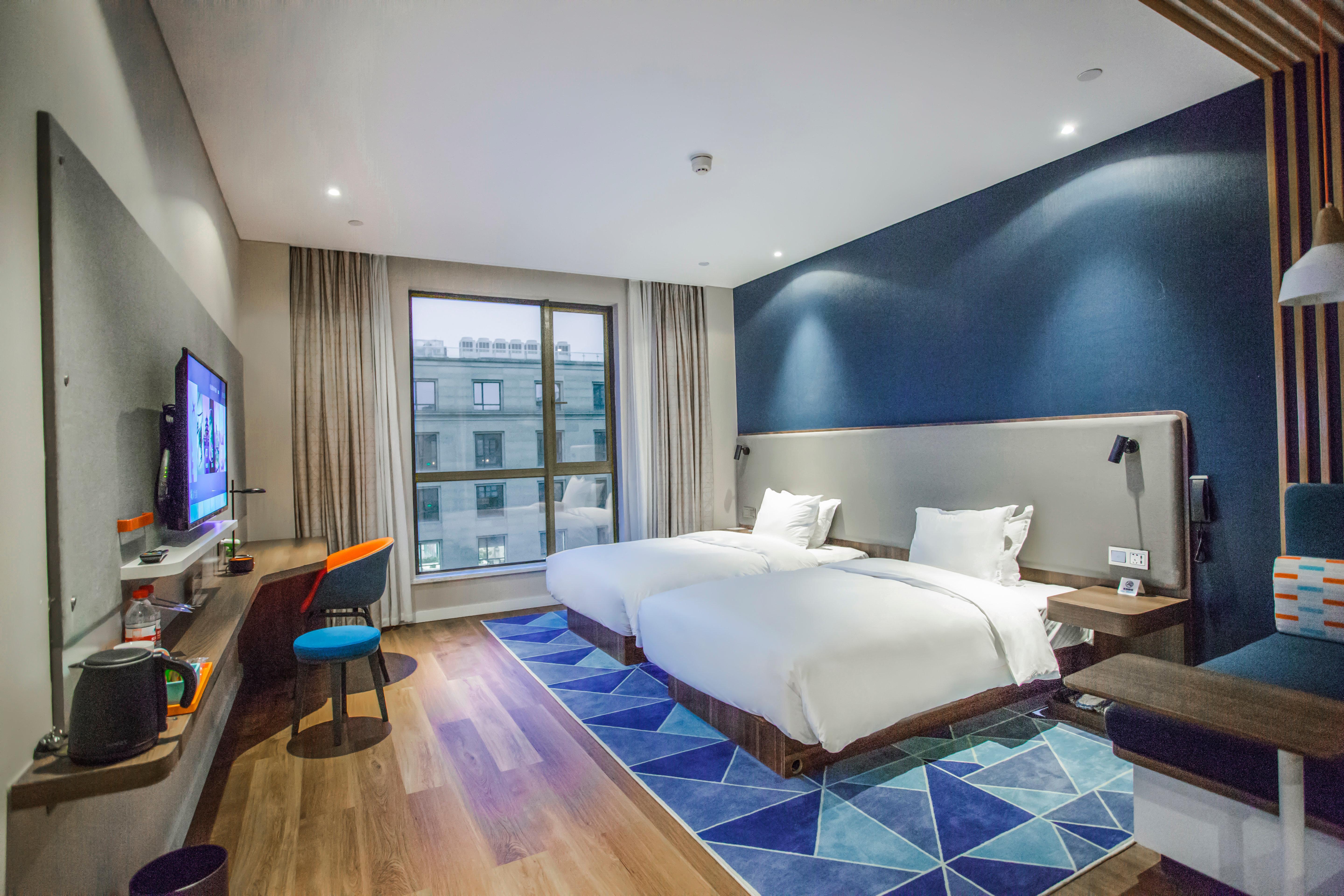 Holiday Inn Express Shanghai Pudong Chuansha, An Ihg Hotel Exterior photo
